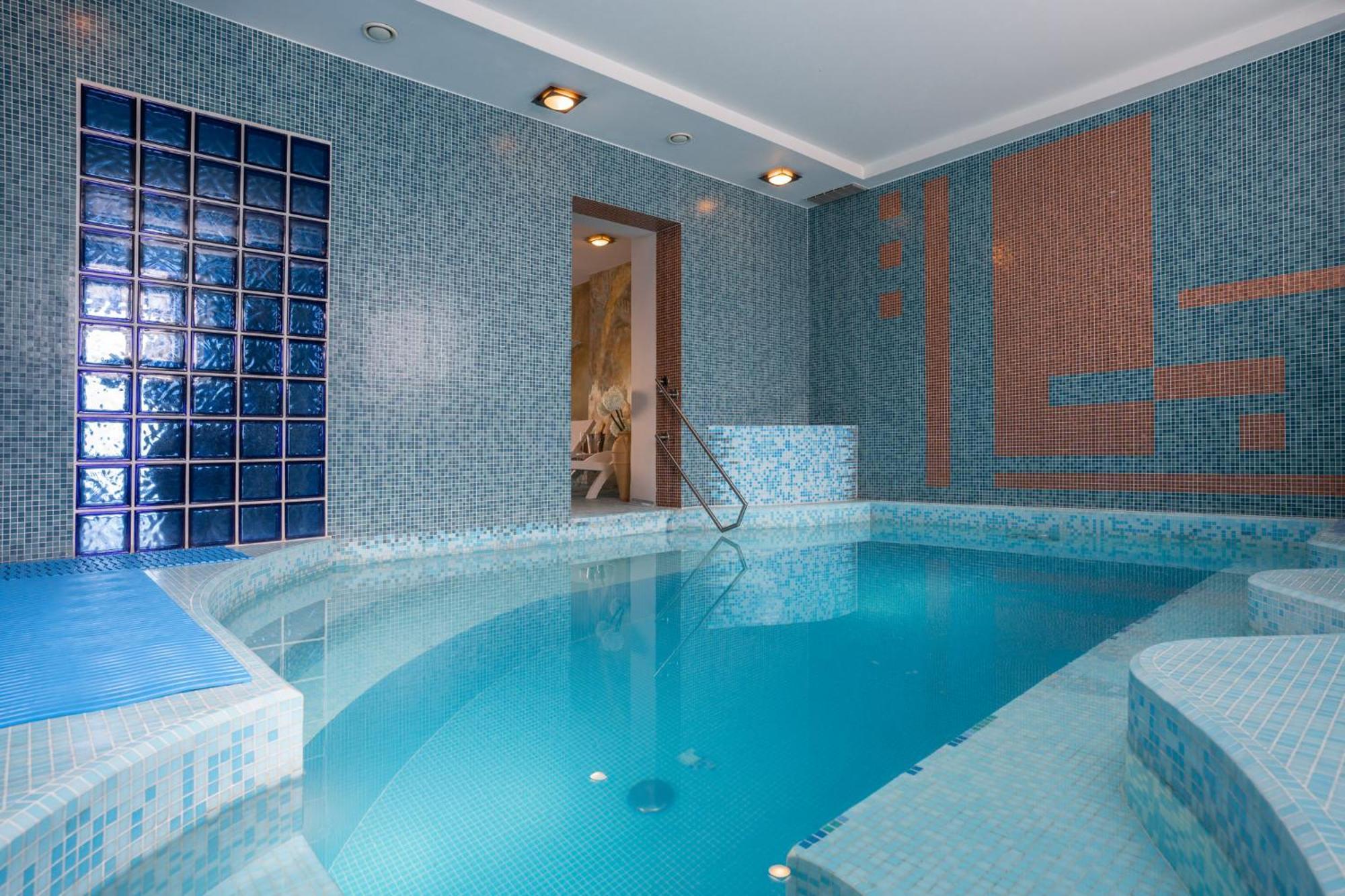 Hotel Mabre 4*